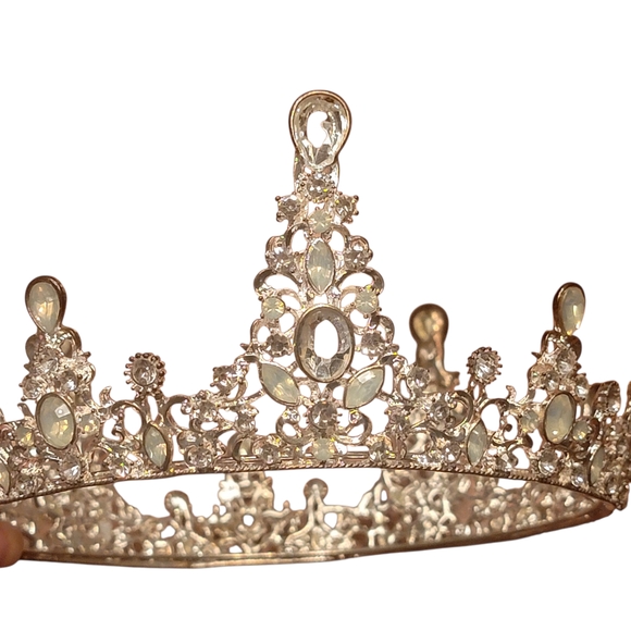 Bridal Silver Crystal Tiara main image 6